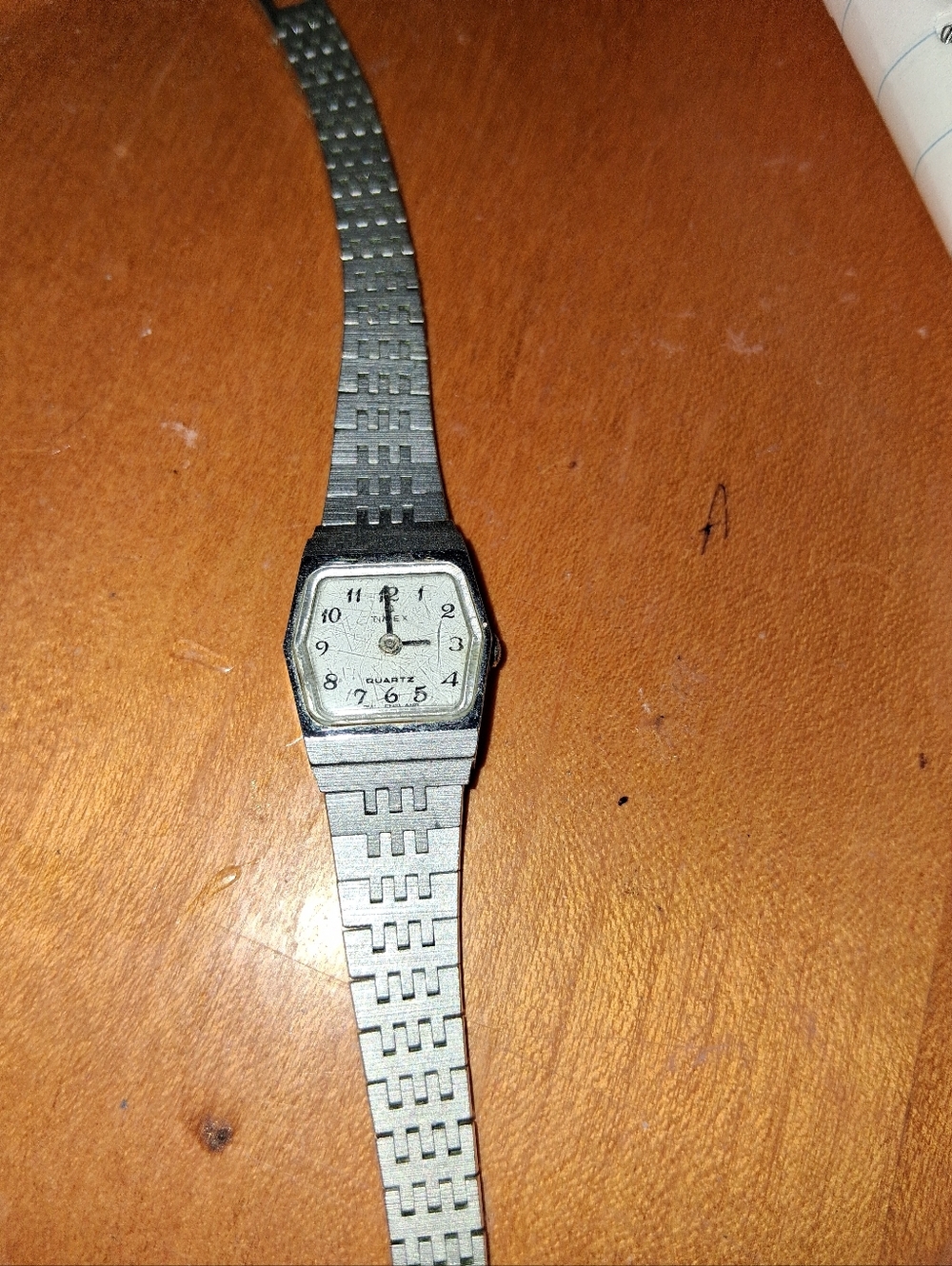 Vintage silver ladies time x quartz watch